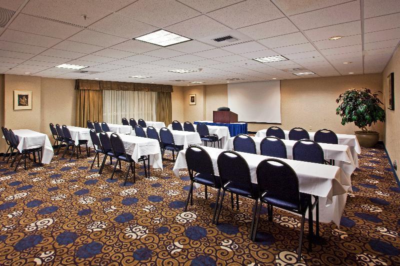Holiday Inn Express Seattle - Sea-Tac Airport By Ihg Ситак Экстерьер фото